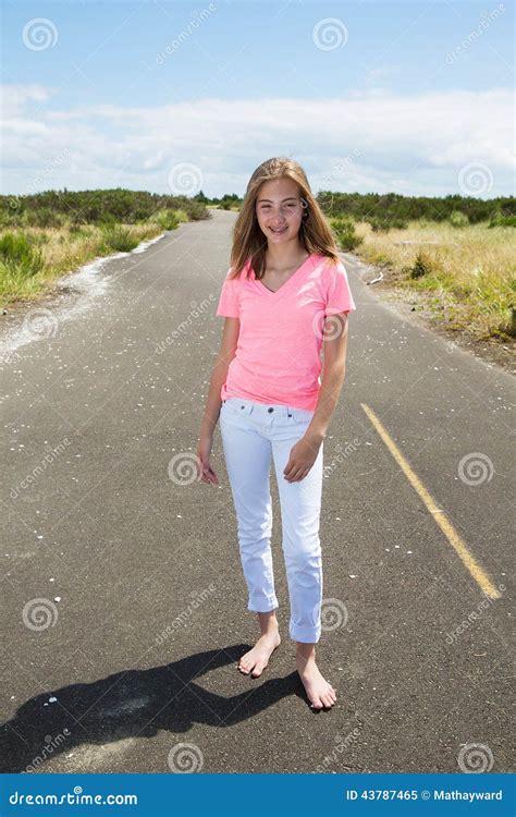 Teen Barefoot Images – Browse 20,151 Stock Photos ...